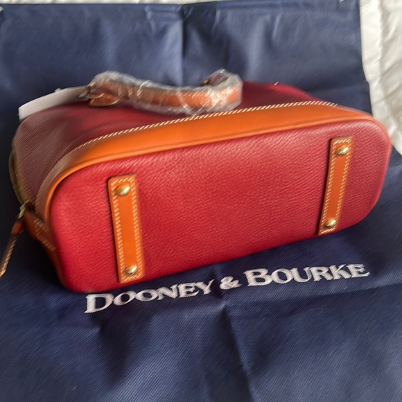 NWT $279 Dooney & Bourke Pebble Grain Zip Zip Satchel in Bordeaux - Picture 10 of 17